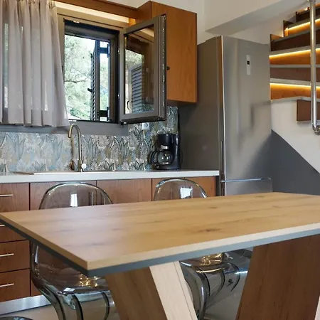 Apolovesea Megali Ammos (Skiathos)