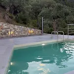 Villa Apolovesea *